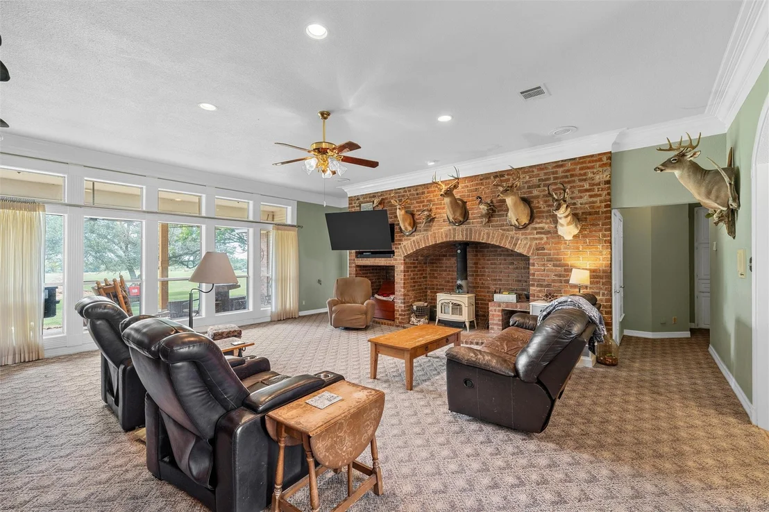 Photo of 654 County Road 473