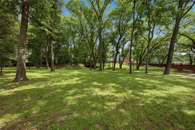 Photo of 112 Willowbrook Drive