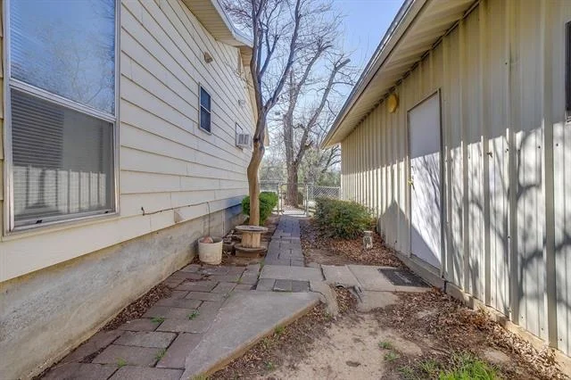 Photo of 422 N 3rd Street