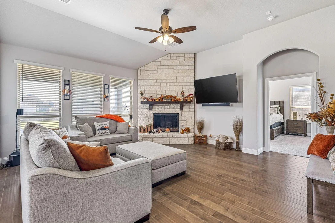 Photo of 12604 Eagles Bluff