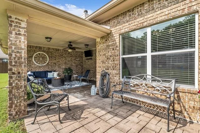 Photo of 910 Springdale Lane