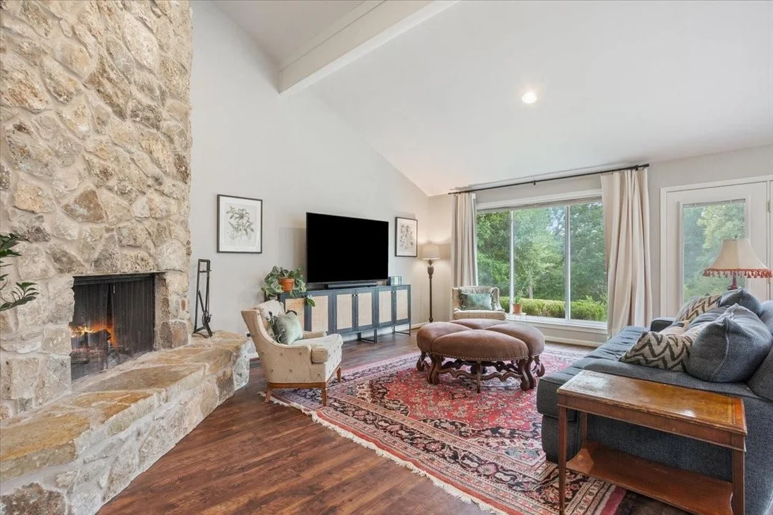 Photo of 2424 Richards Drive