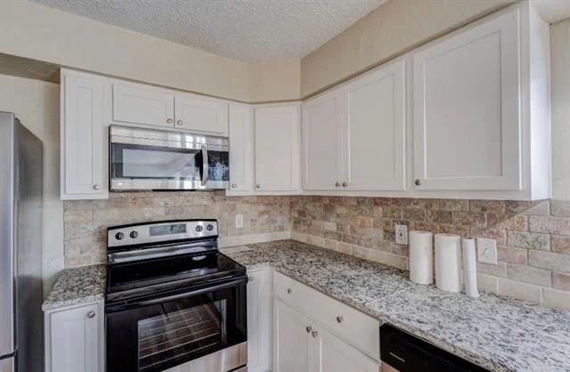 Photo of 2101 Deerfield Drive