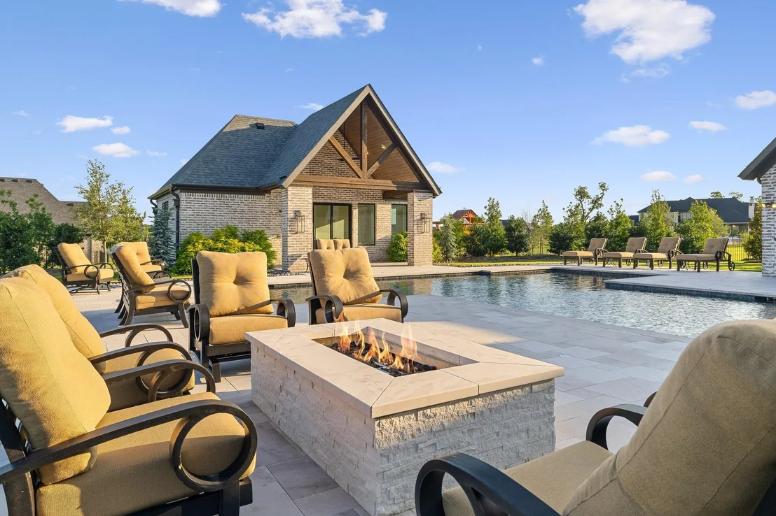Photo of 660 Louise Drive