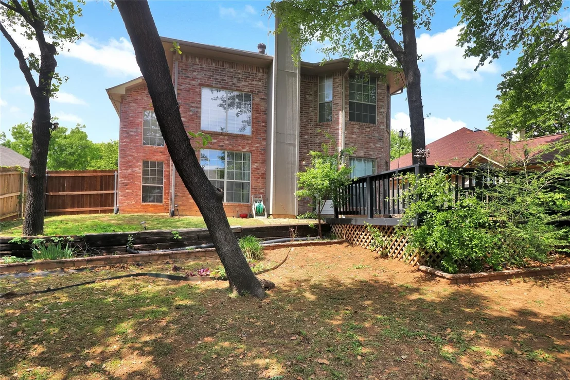 Photo of 1637 Arbor Ridge Drive