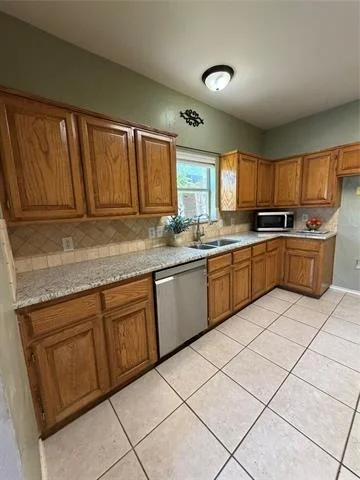 Photo of 3955 Luke Lane