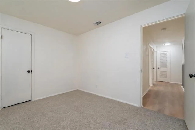 Photo of 2118 N Mockingbird Lane