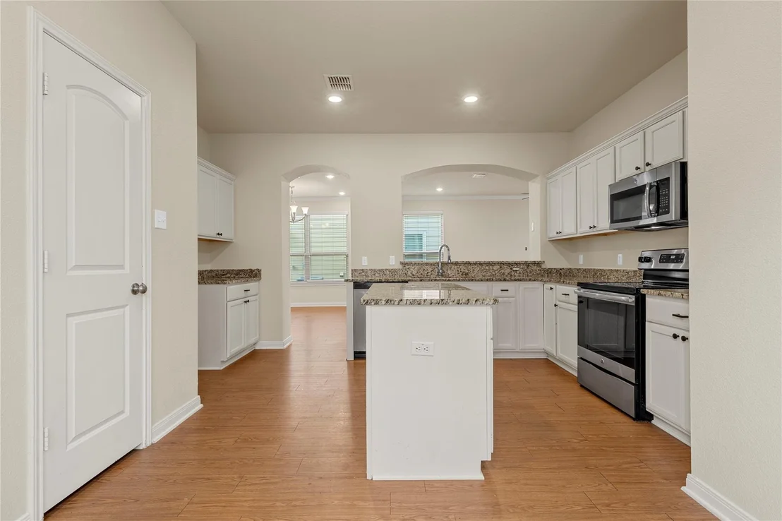Photo of 10249 Biltmore Drive