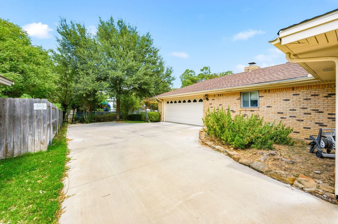 Photo of 6248 Winifred Drive