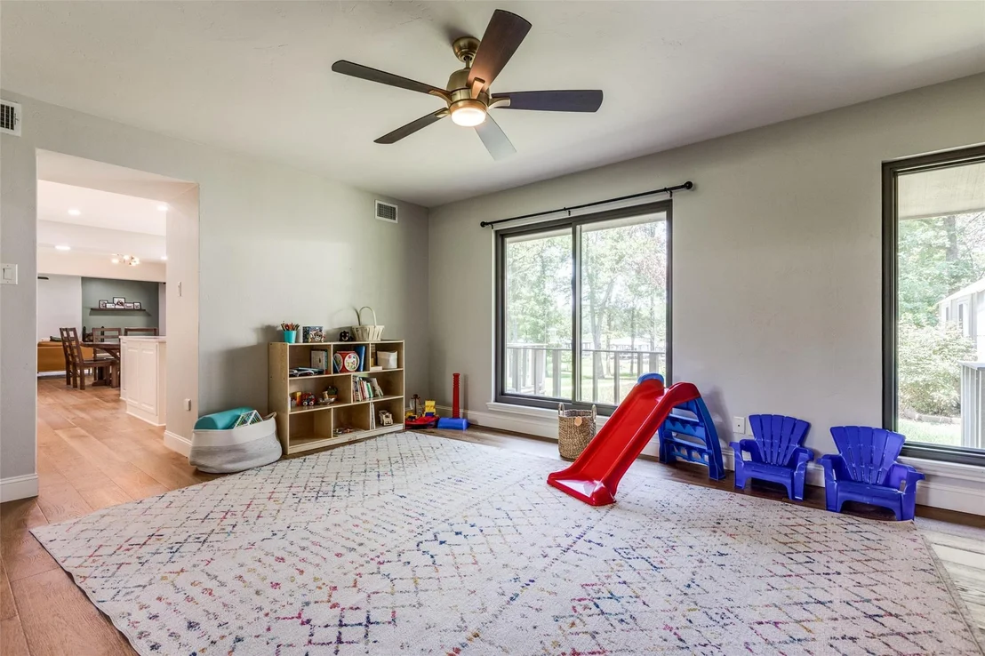 Photo of 605 Private Road 5881
