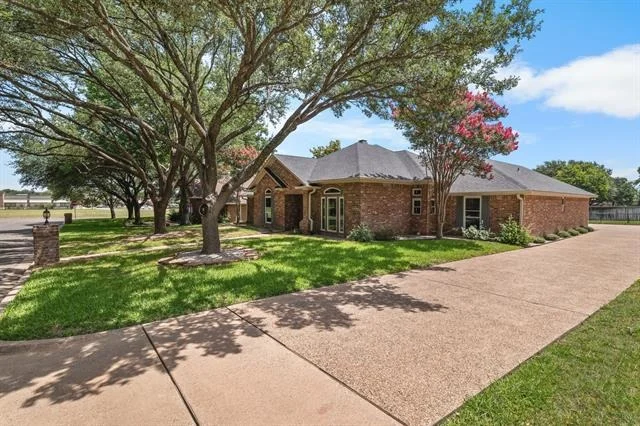 Photo of 1104 Western Ridge Drive