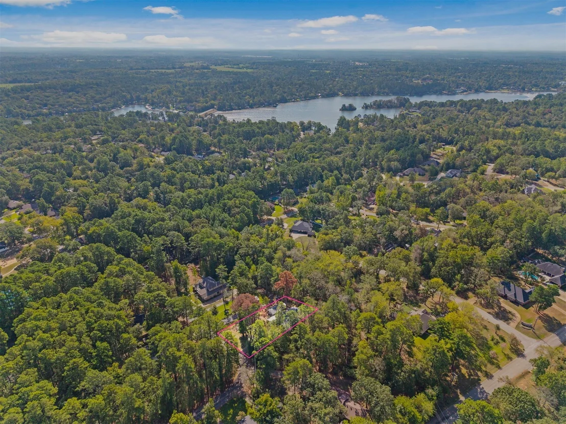 Photo of 1656 Pineview Lane