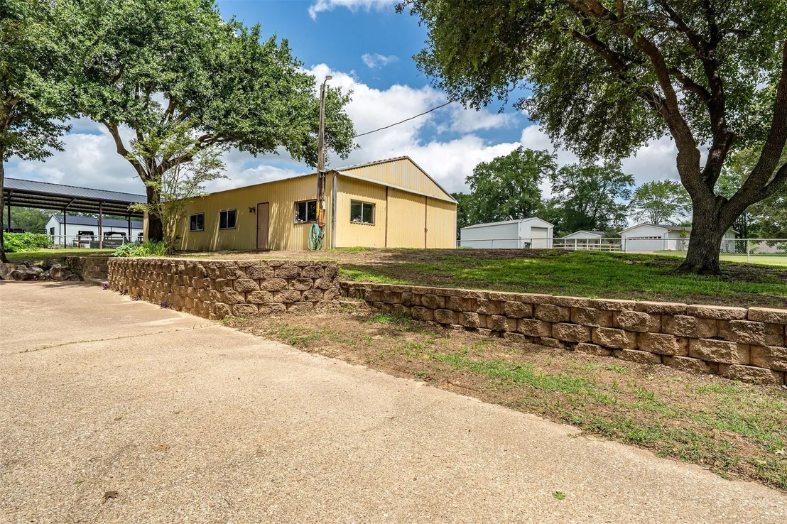 Photo of 18448 County Road 138