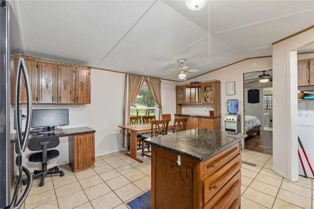 Photo of 3870 Lake Shore Drive