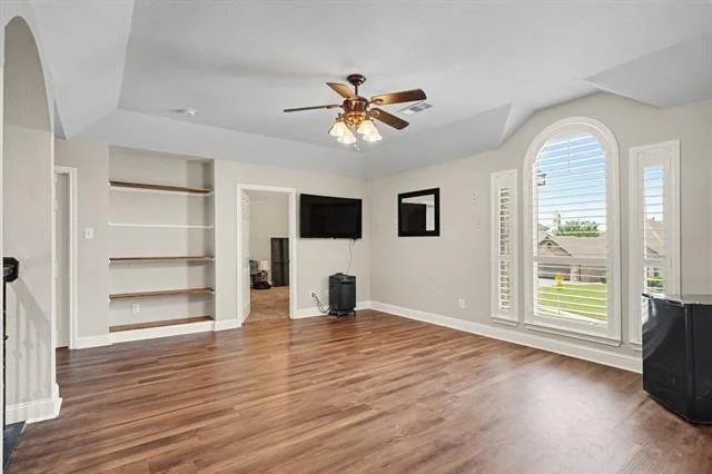 Photo of 5520 Champlain Drive