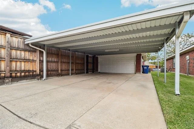 Photo of 1708 Solitude Court