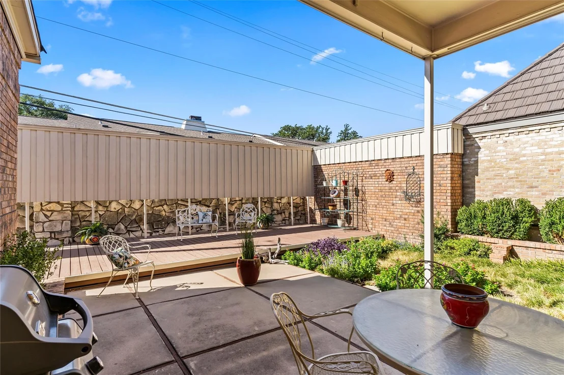 Photo of 16022 Chalfont Circle