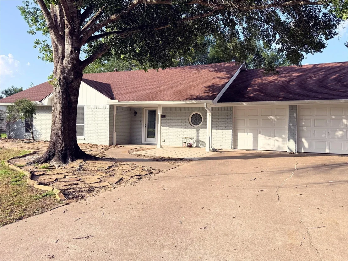 Photo of 1111 Joel Street