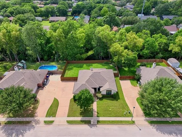 Photo of 814 Springdale Circle