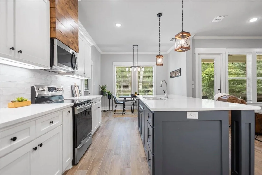 Photo of 1627 Orchard Lane
