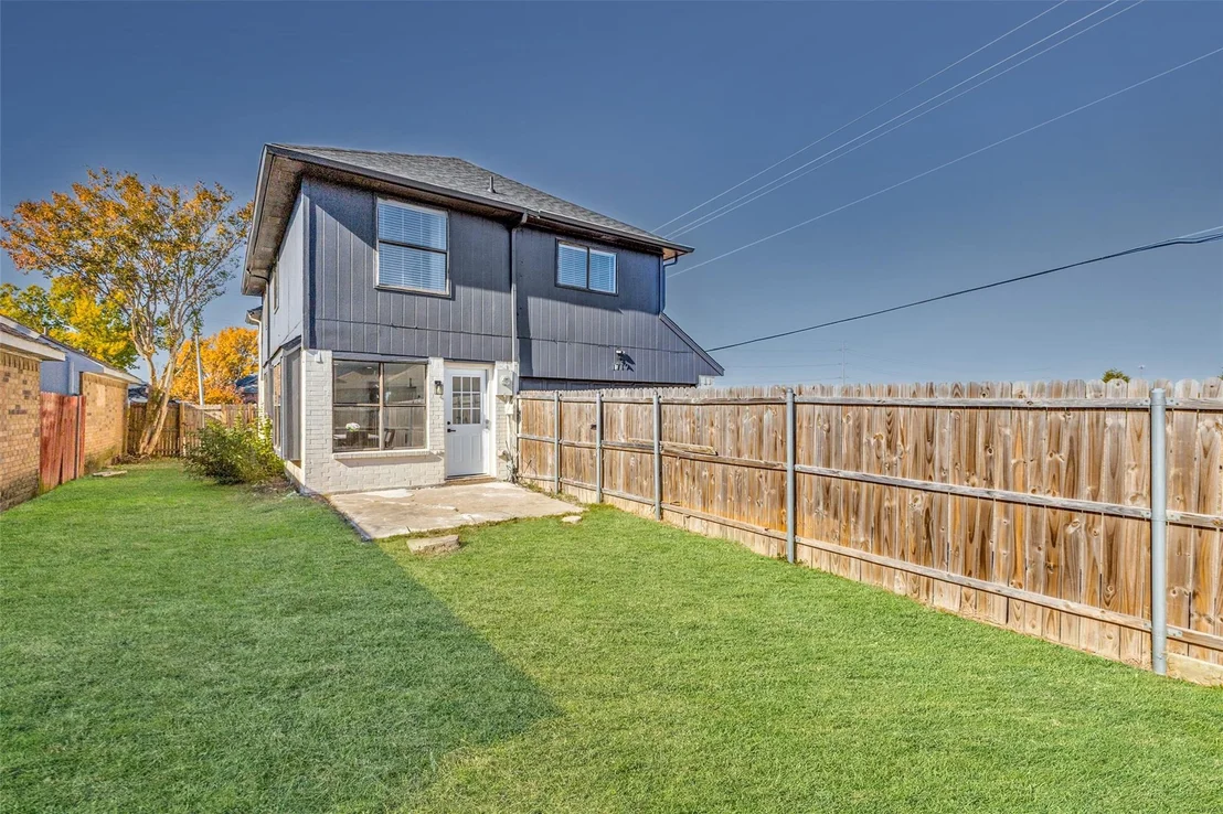 Photo of 1719 Doubletree Place