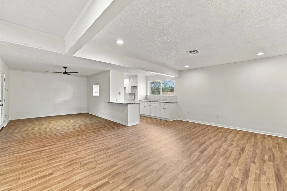 Photo of 1720 Mountainview Drive