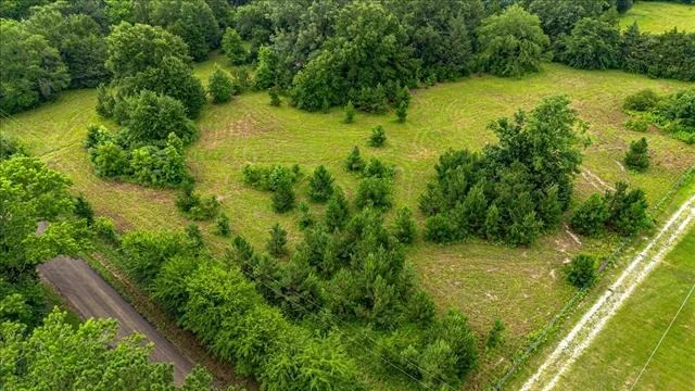 Photo of 806 County Road 4910