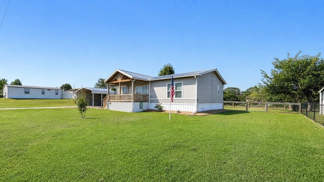 Photo of 852 Cheyenne