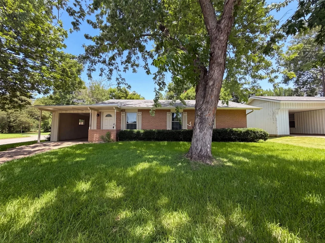 Photo of 2549 Steven Drive
