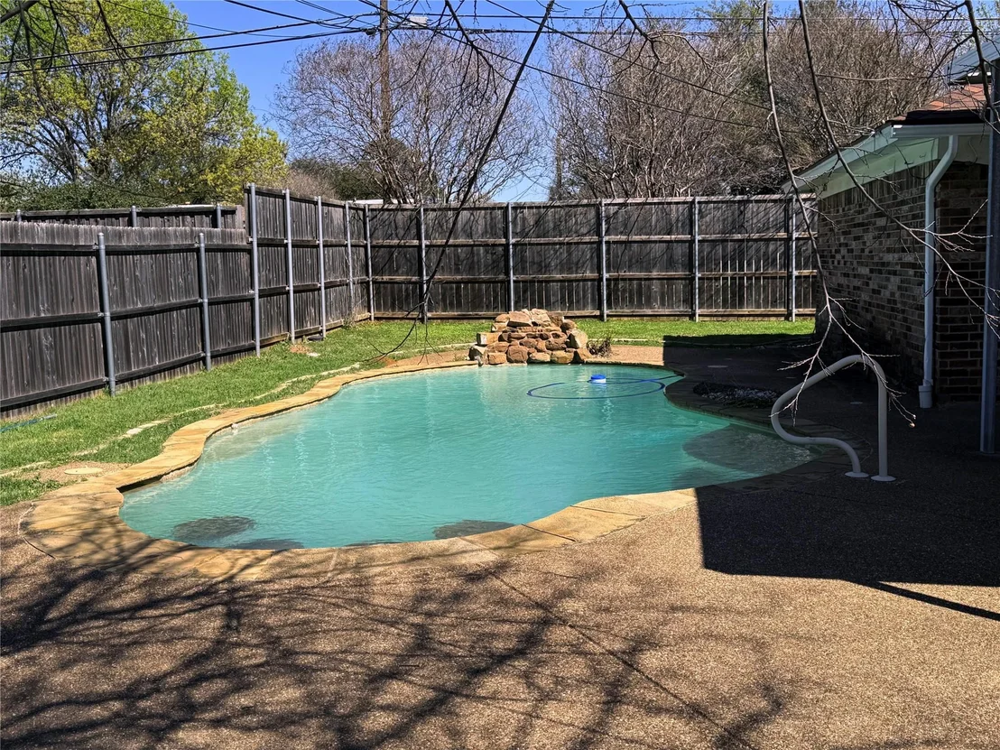 Photo of 520 Baker Drive