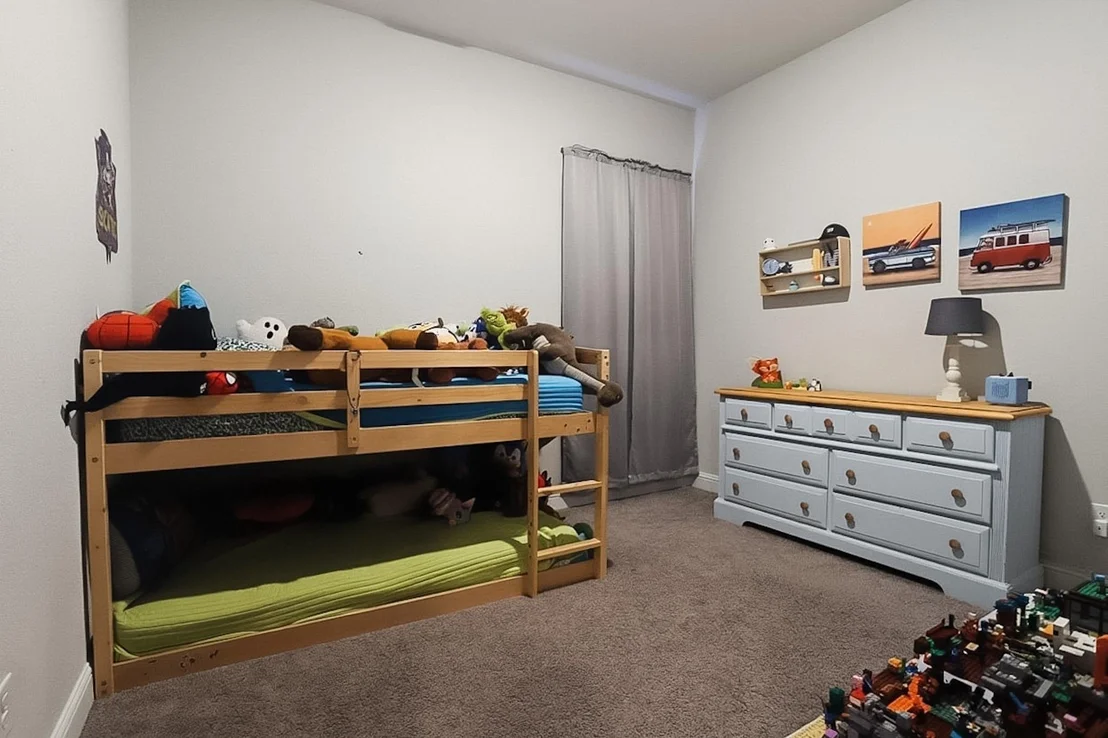Photo of 910 Park Vista Drive