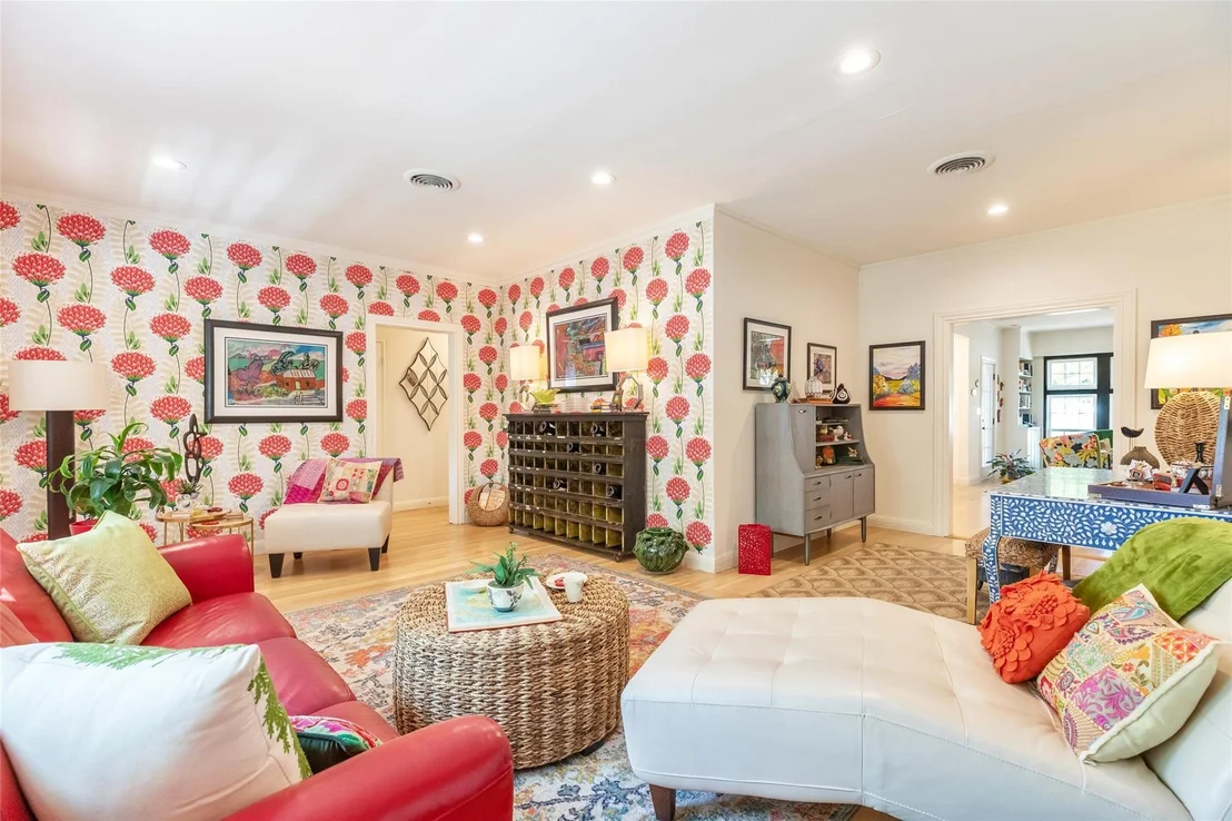 Photo of 1182 Glenwood Drive