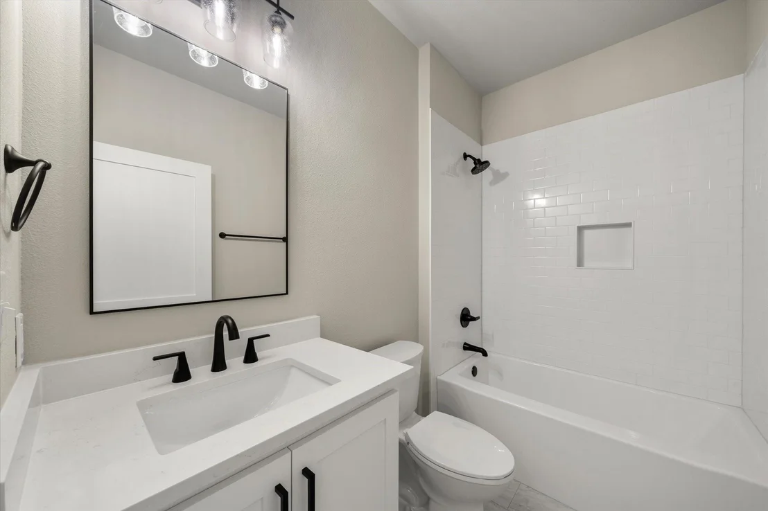 Photo of 114 Granada Street