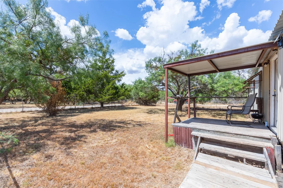 Photo of 1186 Private Road 2431