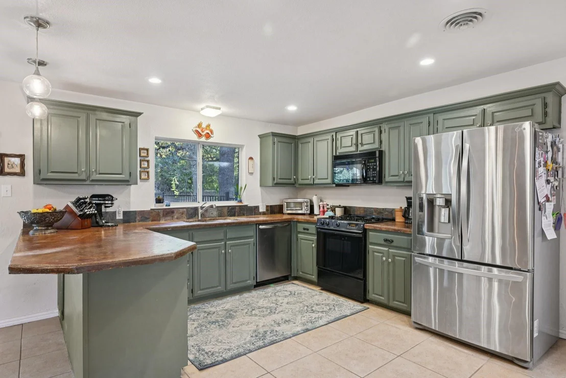 Photo of 1202 Hopkins Drive