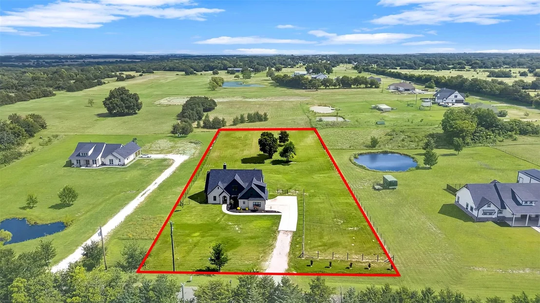 Photo of 4640 County Road 1040