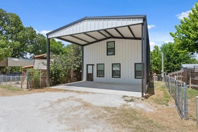 Photo of 108 Private Road 127