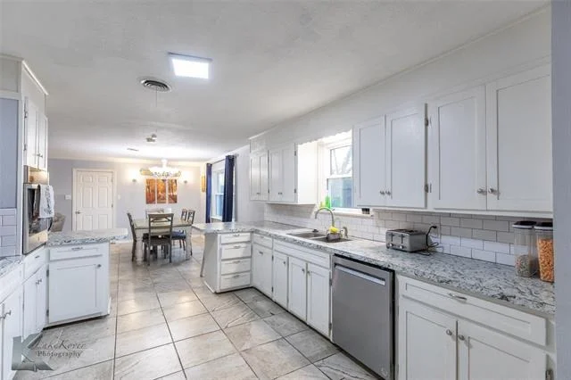 Photo of 2310 Hollis Drive