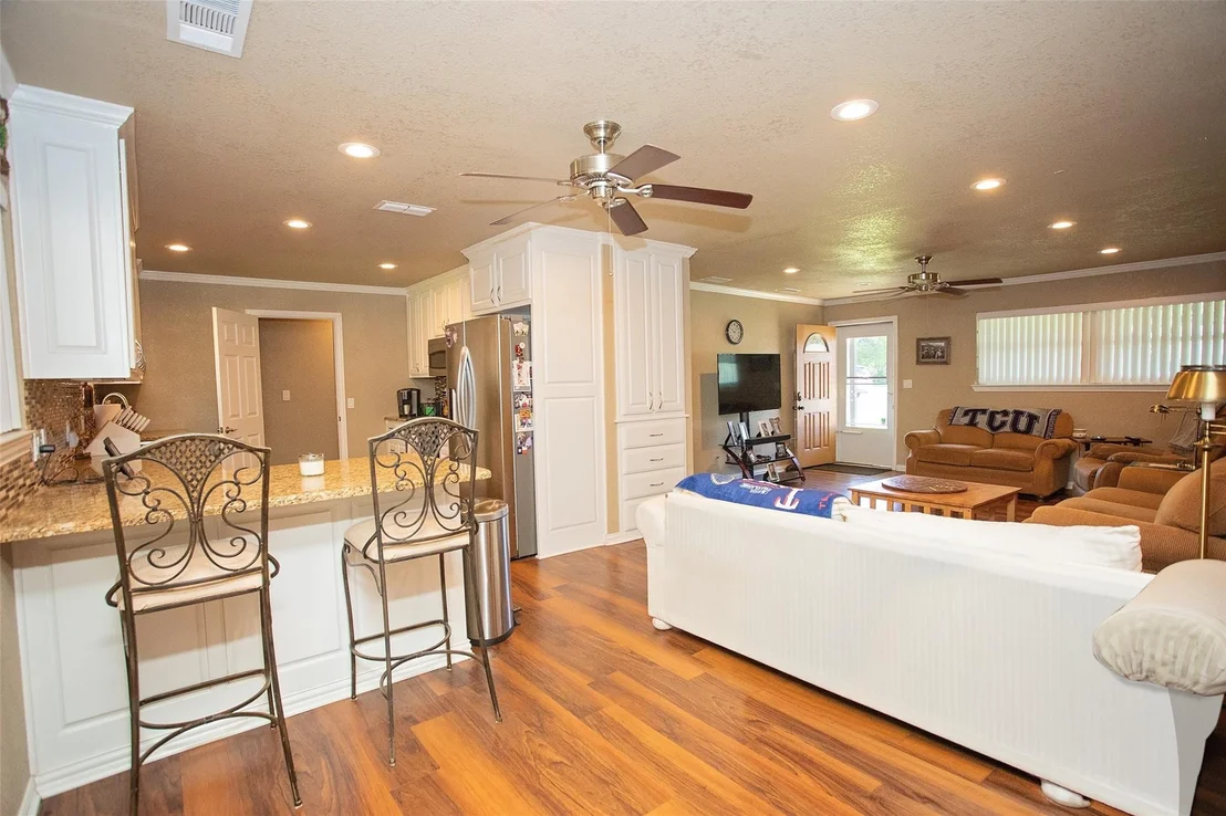 Photo of 1405 Thompson Drive