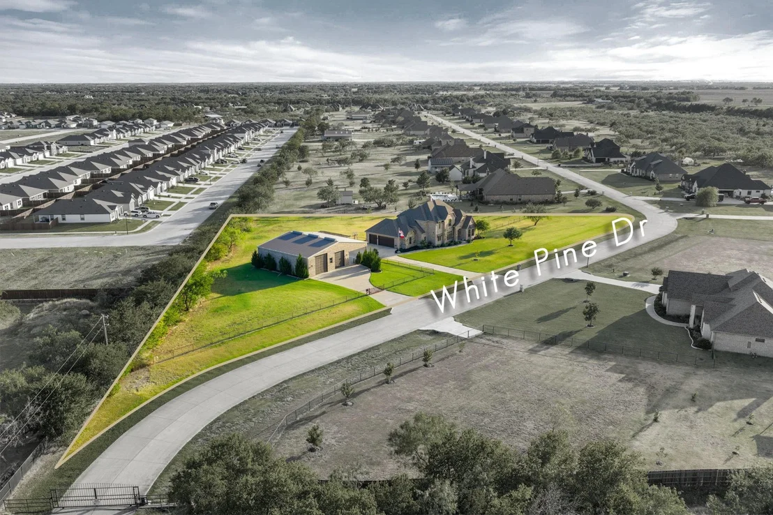 Photo of 5001 White Pine Drive
