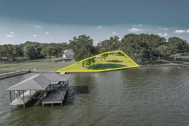 Photo of 626 Bay View Drive