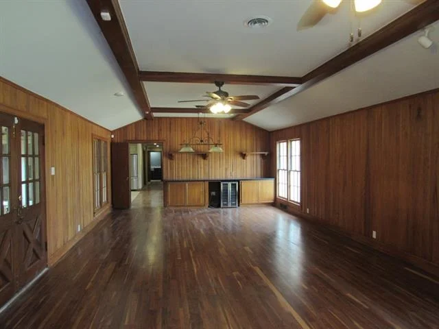 Photo of 3300 Oakridge Lane