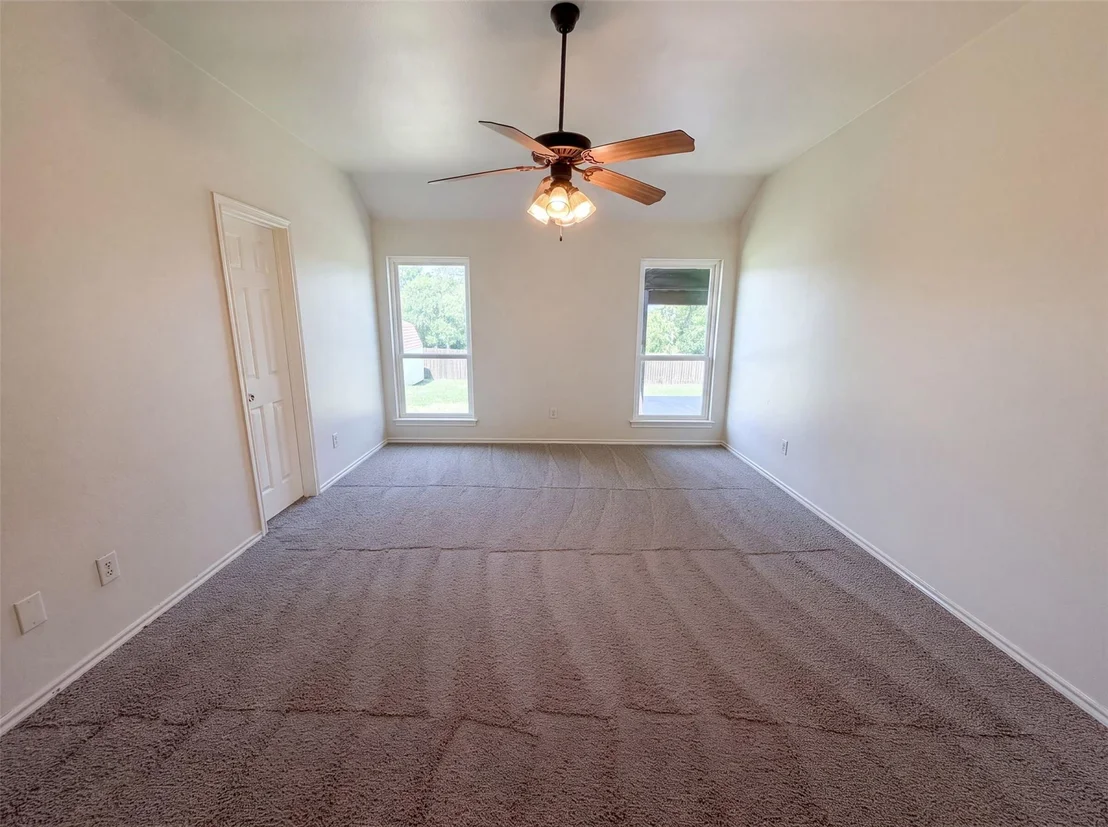 Photo of 324 Cascade Drive