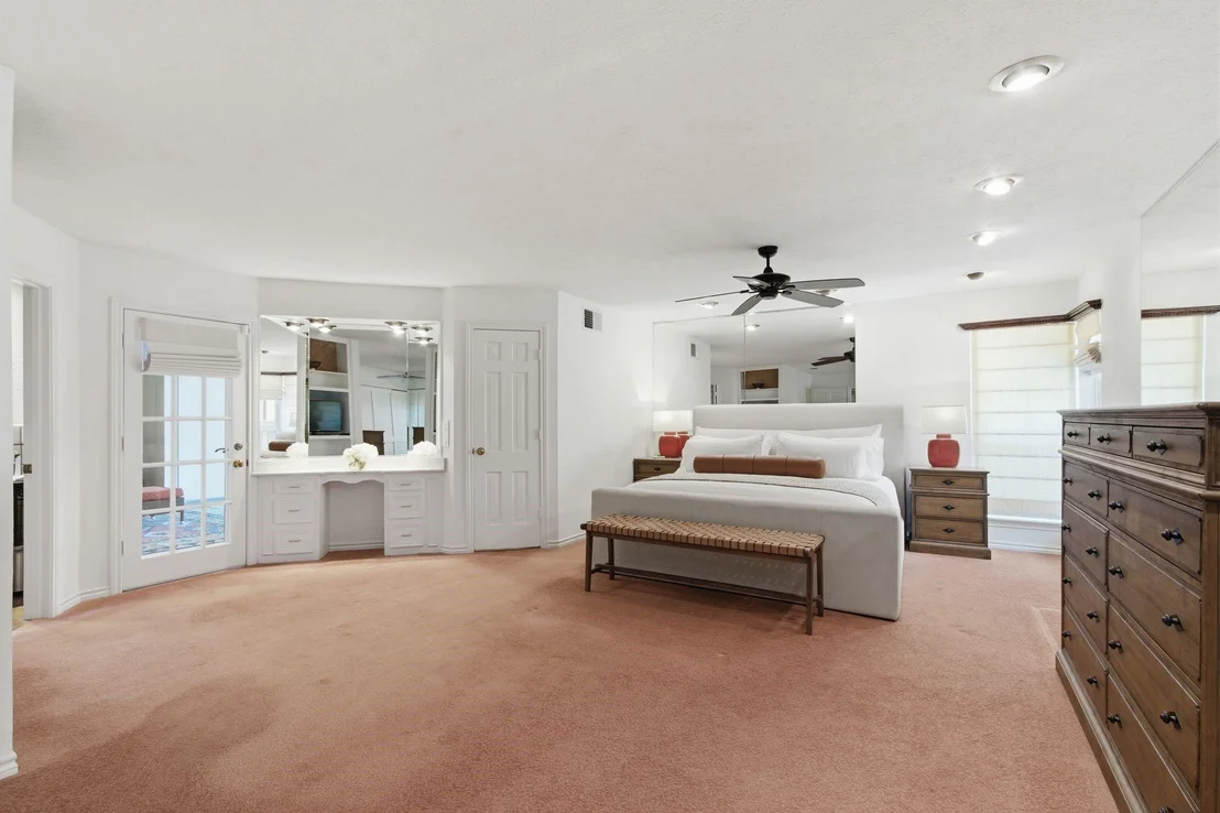 Photo of 209 Fall Creek Drive
