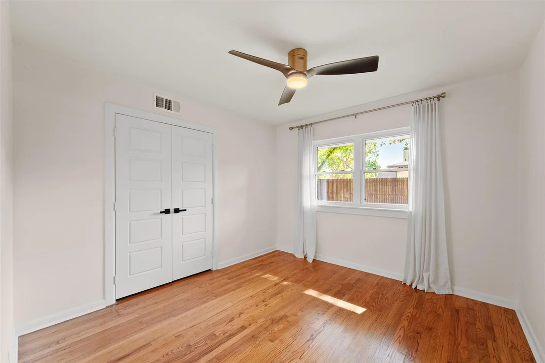 Photo of 1417 Sylvan Drive