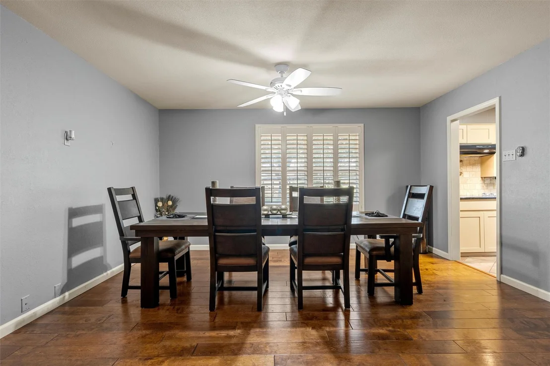 Photo of 5444 OLD LORENA Road