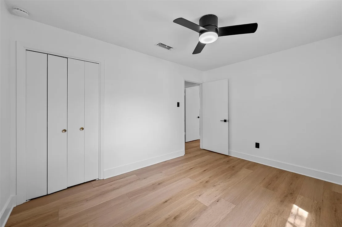 Photo of 5831 Caldwell Street