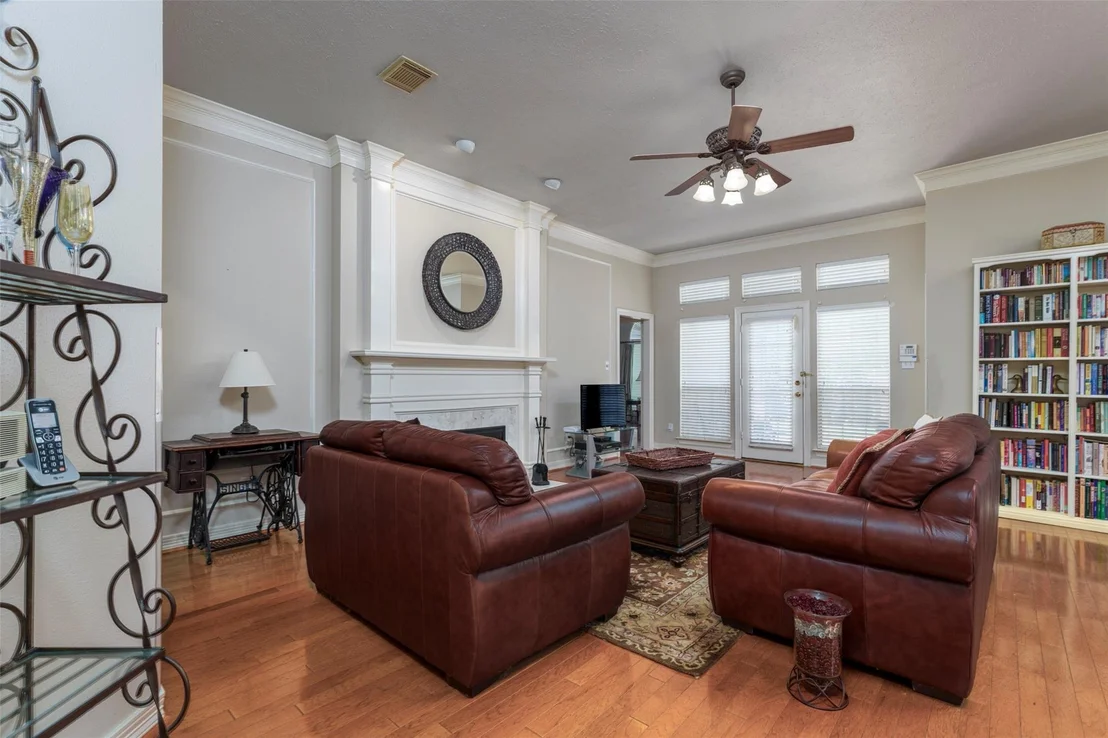 Photo of 5116 Dewdrop Lane