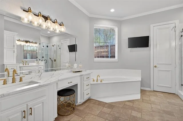 Photo of 5929 Castlebar Lane