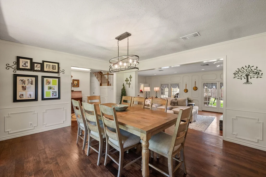 Photo of 1700 Jennifer Circle
